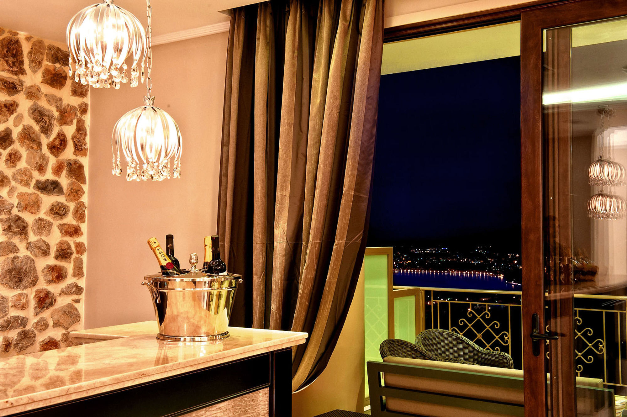 Enastron View Hotel Kastoria Zewnętrze zdjęcie